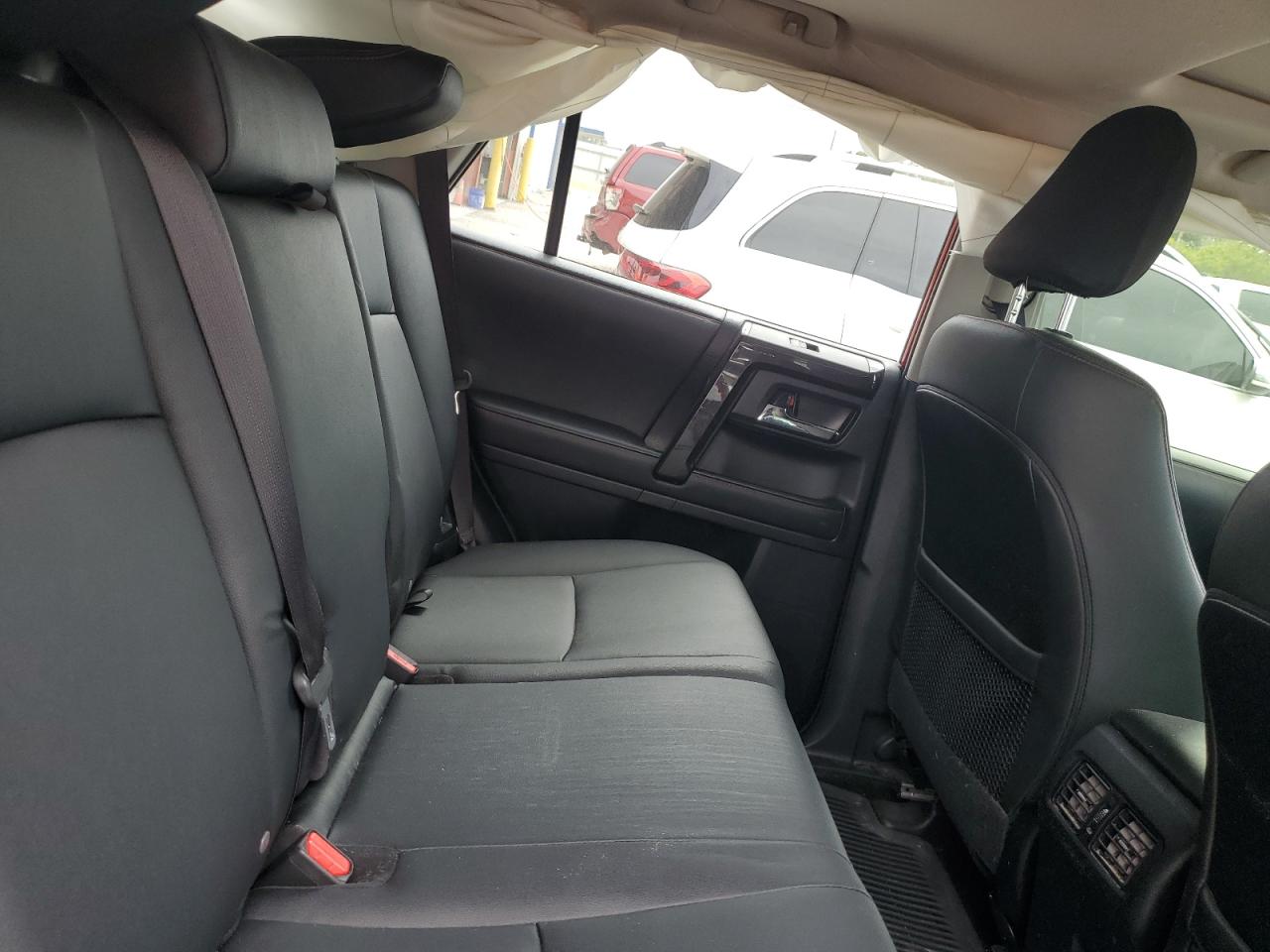 2024 Toyota 4Runner Sr5 Premium VIN: JTERU5JR2R6234149 Lot: 84885105