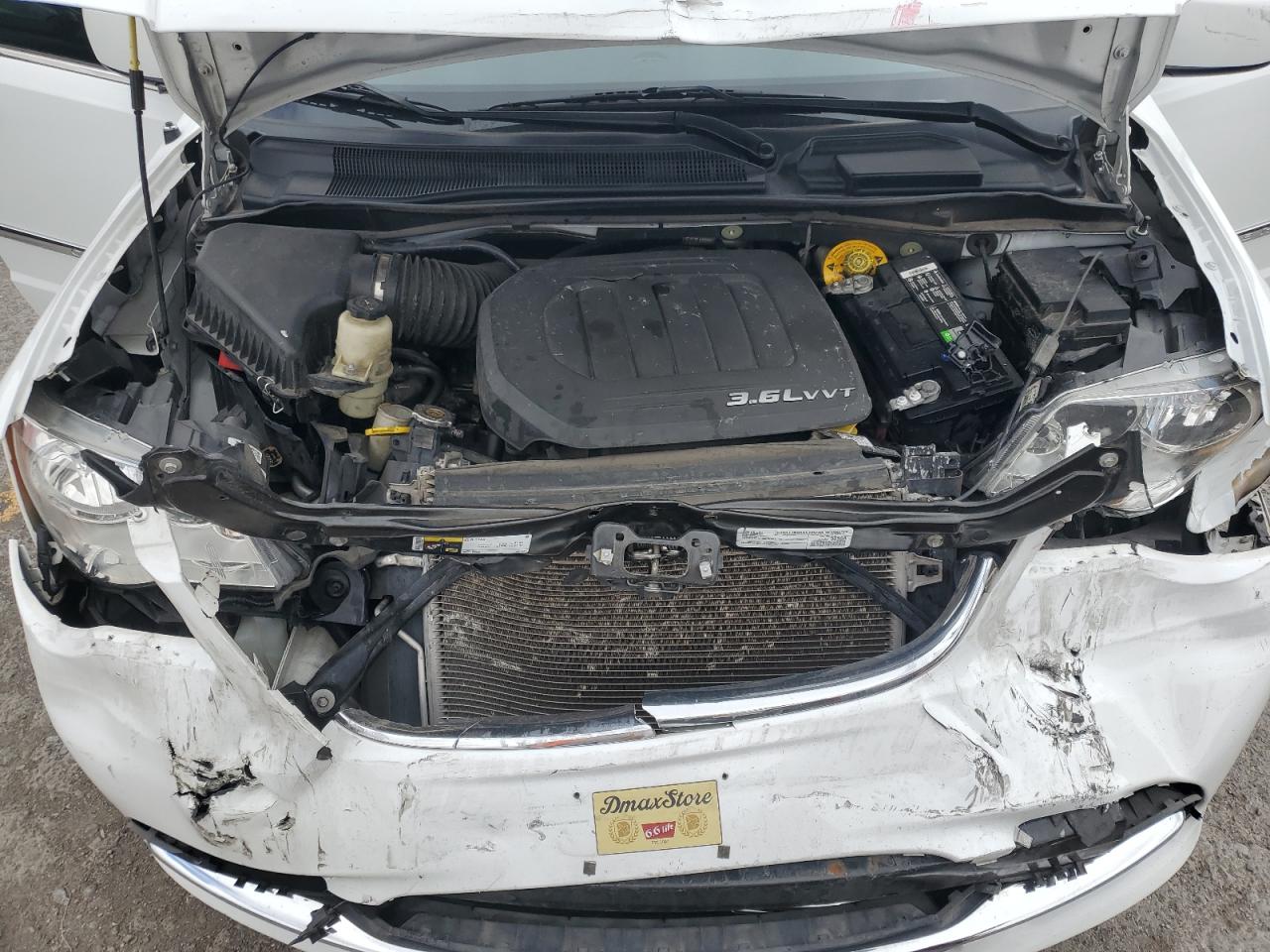 2016 Chrysler Town & Country Touring VIN: 2C4RC1BGXGR149790 Lot: 82495585