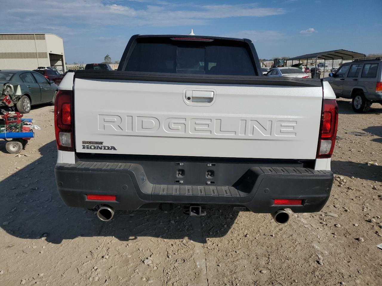 2025 Honda Ridgeline Black Edition VIN: 5FPYK3F82SB014733 Lot: 86668195