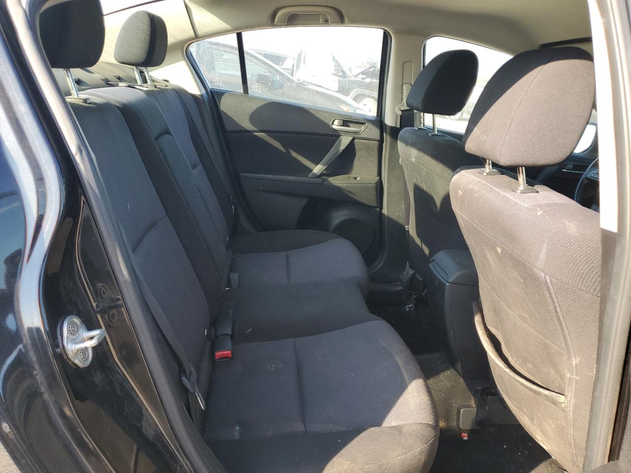 2010 Mazda 3 I VIN: JM1BL1SF5A1163326 Lot: 86328285