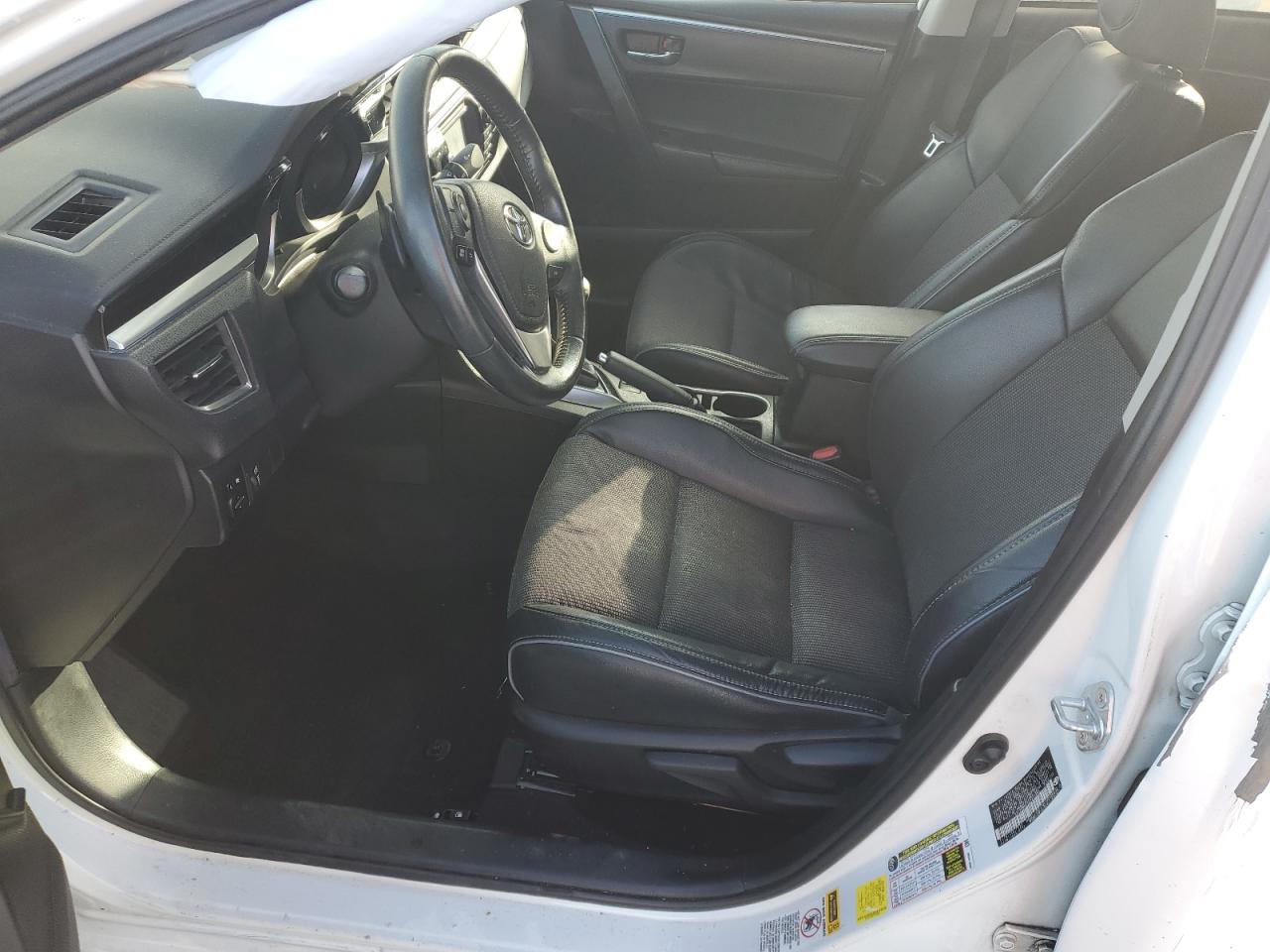 2015 Toyota Corolla L VIN: 5YFBURHE4FP313293 Lot: 86261135