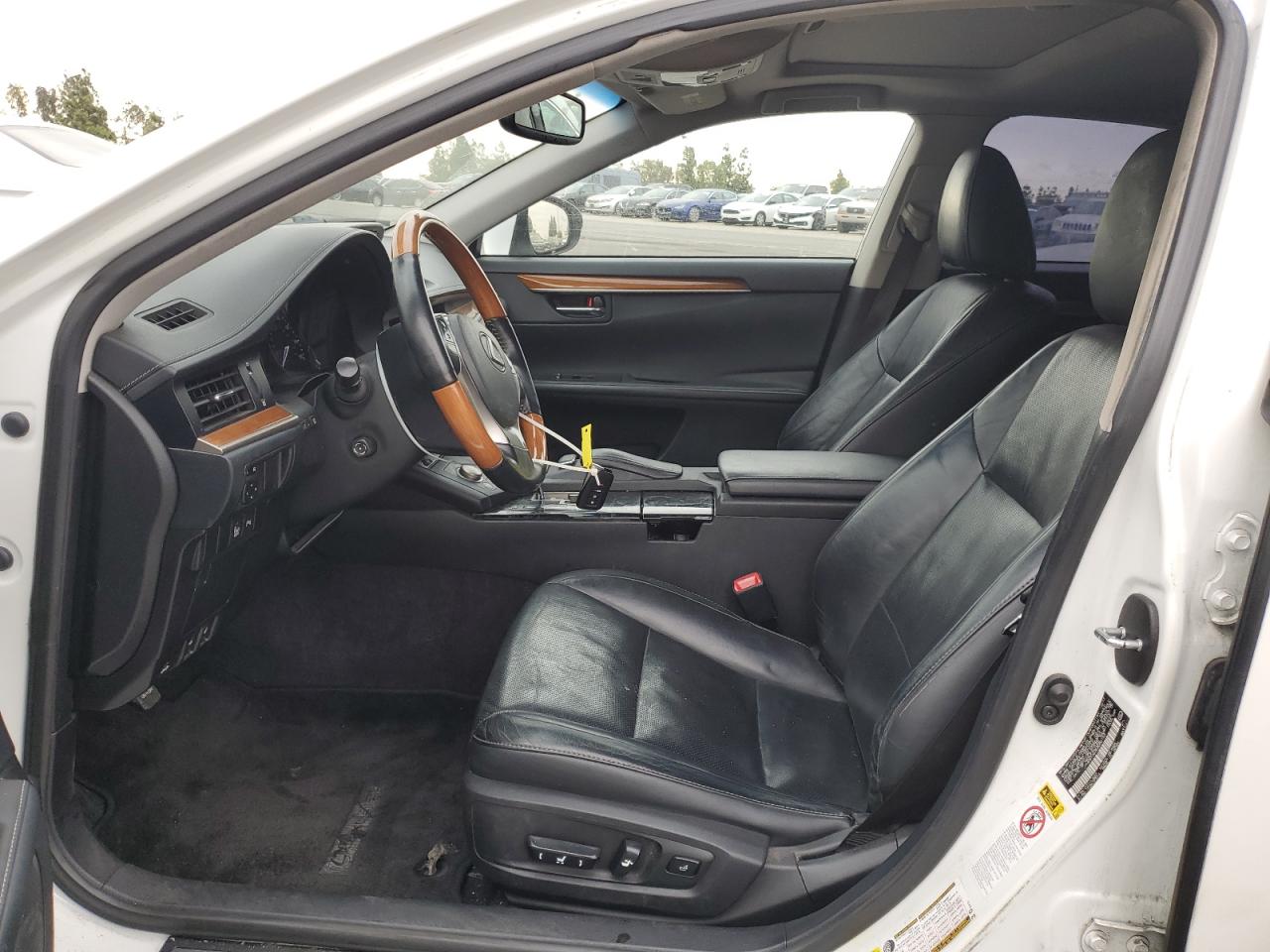 2014 Lexus Es 300H VIN: JTHBW1GG7E2052123 Lot: 81715075