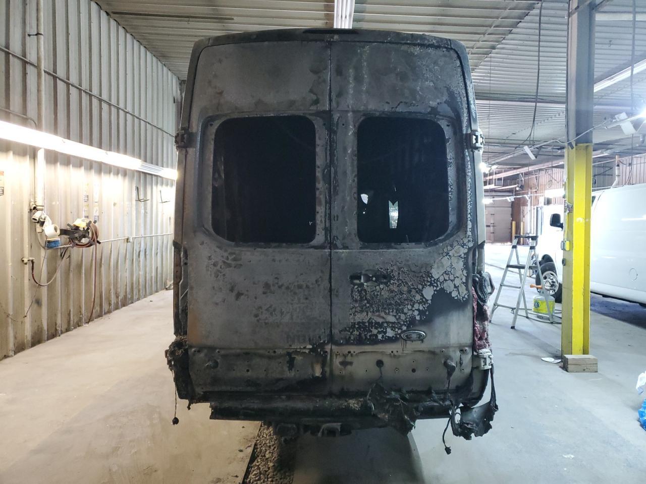 2017 Ford Transit T-250 VIN: 1FTYR3XG9HKA15447 Lot: 90526195