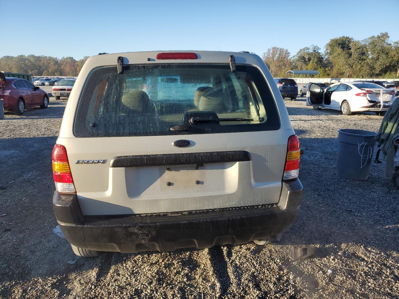 2004 Ford Escape Xls VIN: 1FMCU02114KB42371 Lot: 86196385