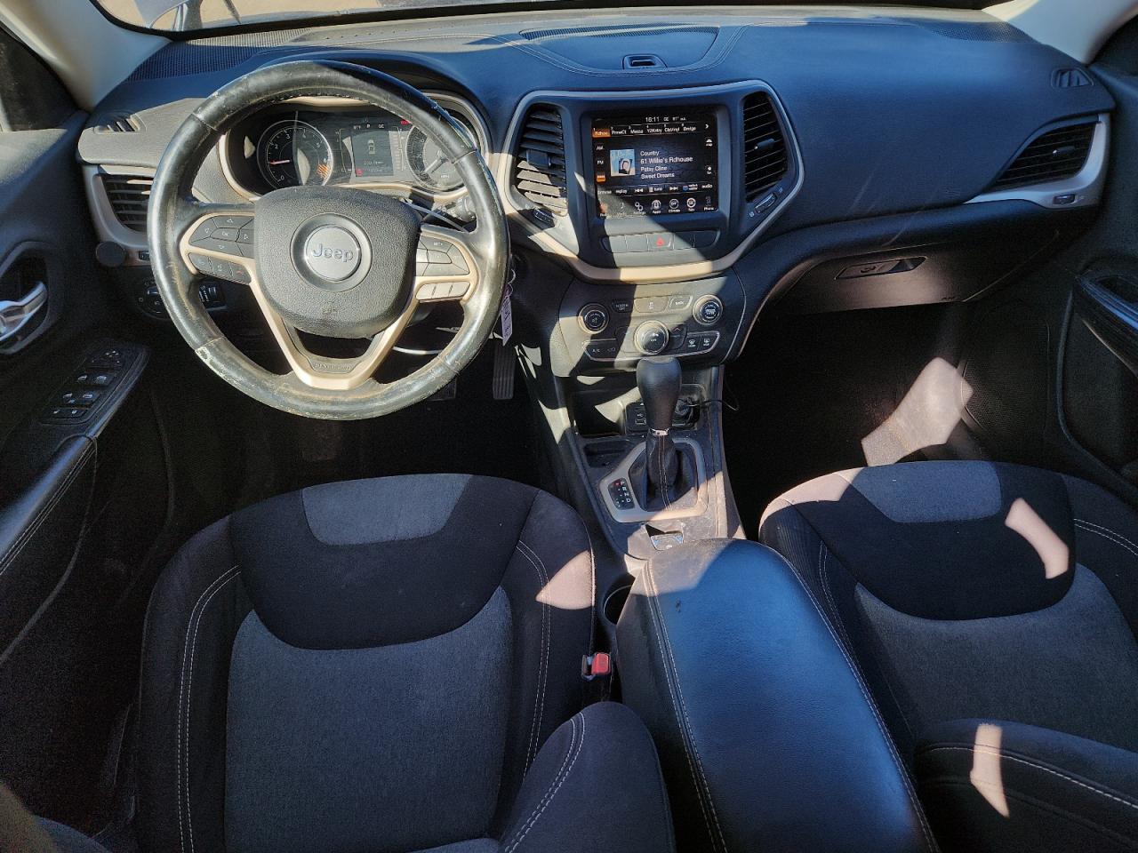 2014 Jeep Cherokee Latitude VIN: 1C4PJLCB2EW139304 Lot: 84626405