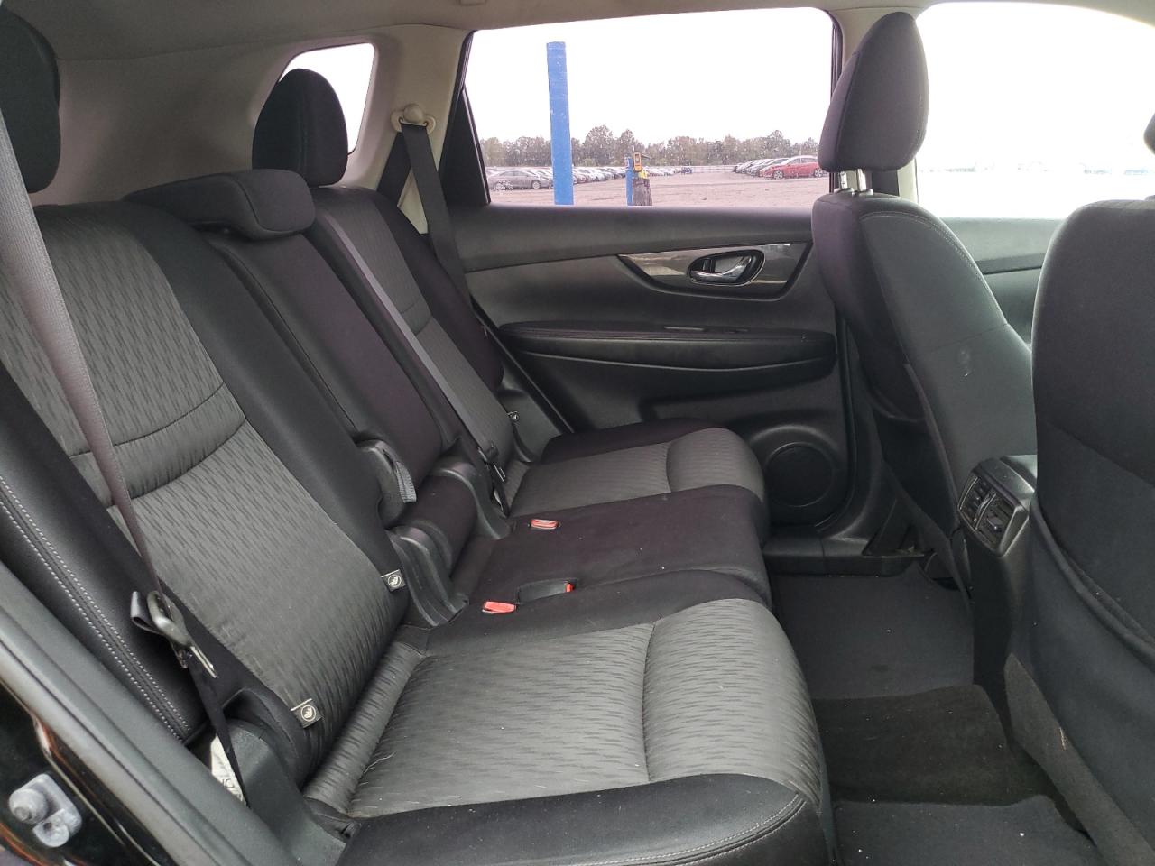 2017 Nissan Rogue S VIN: JN8AT2MVXHW004499 Lot: 85385825