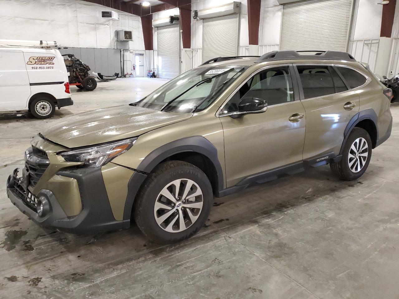 2025 Subaru Outback Premium