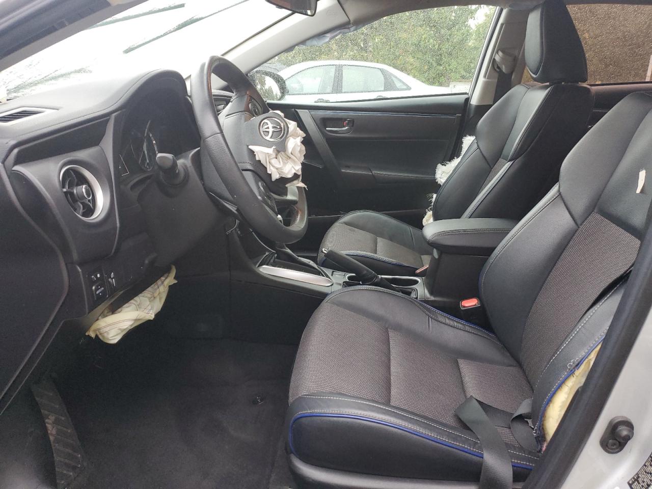 2018 Toyota Corolla L VIN: 5YFBURHE1JP796279 Lot: 82394185