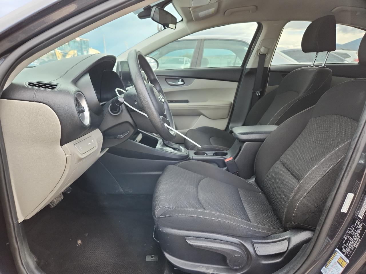 2021 Kia Forte Fe VIN: 3KPF24AD9ME381437 Lot: 86859855