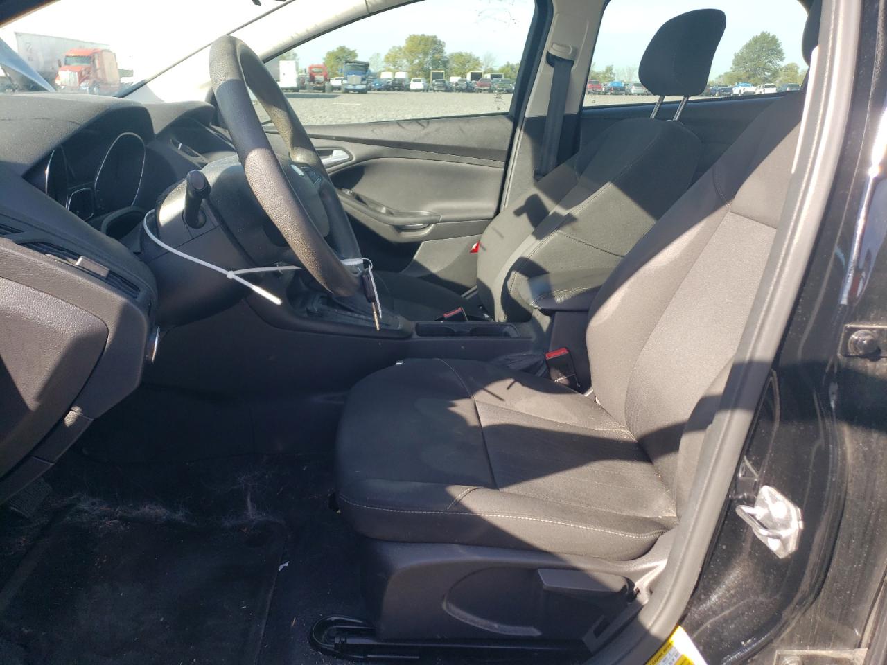 2018 Ford Focus Se VIN: 1FADP3F23JL310446 Lot: 85675775