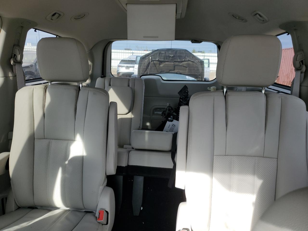 2013 Chrysler Town & Country Touring L VIN: 2C4RC1CG3DR570745 Lot: 86067605