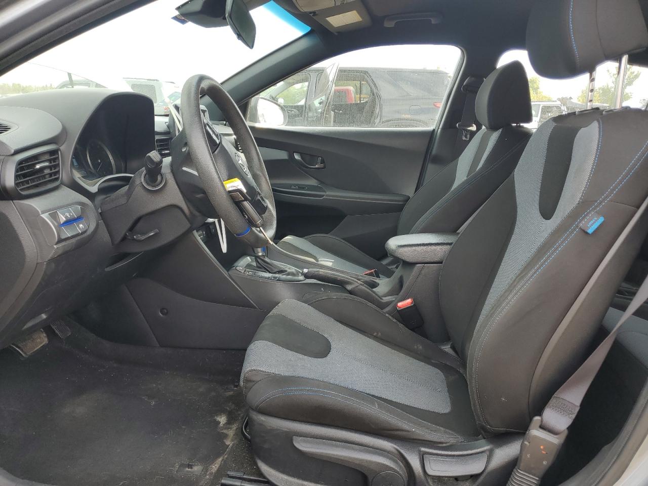 2019 Hyundai Veloster Base VIN: KMHTG6AF3KU017168 Lot: 85819625