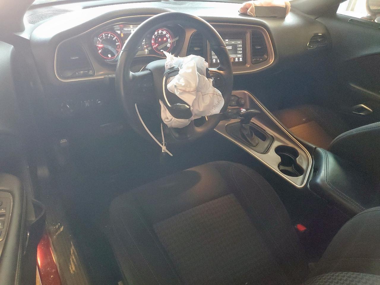 2022 Dodge Challenger Sxt VIN: 2C3CDZAG8NH131945 Lot: 85179115