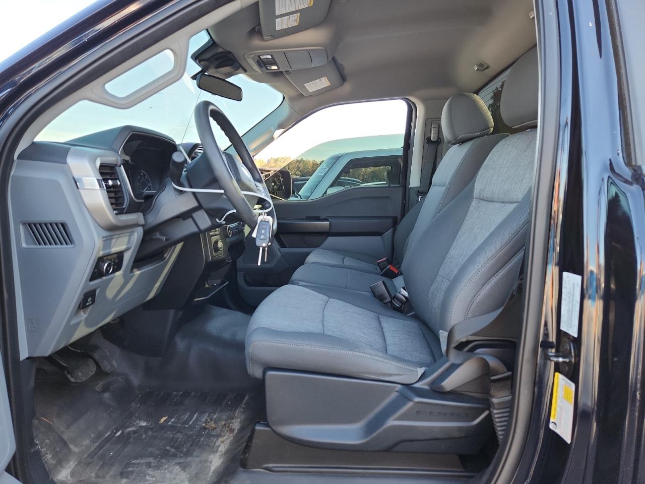 2021 Ford F150 VIN: 1FTMF1C58MKE03263 Lot: 87374635