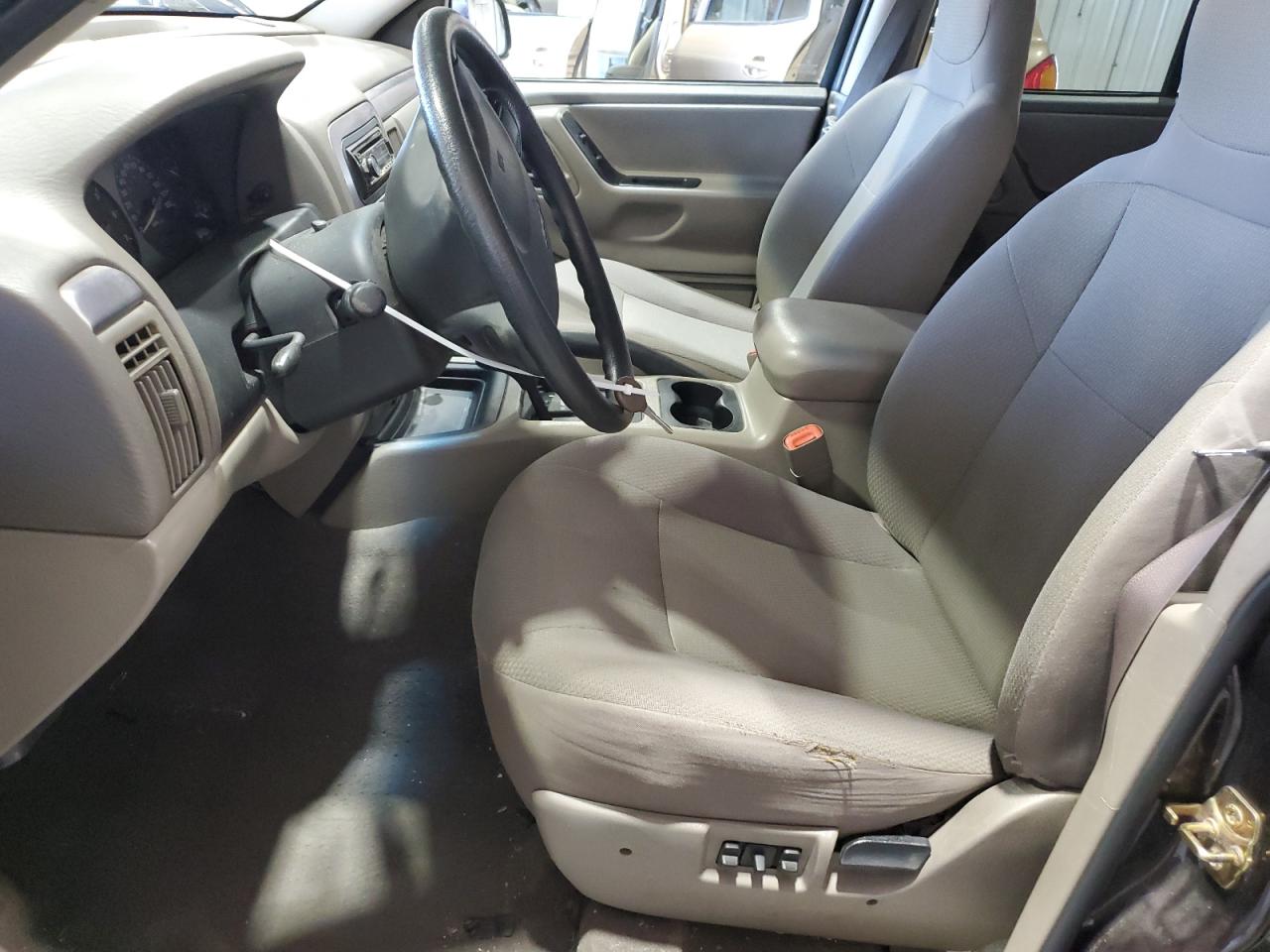 2004 Jeep Grand Cherokee Laredo VIN: 1J4GW48S04C192772 Lot: 84385185