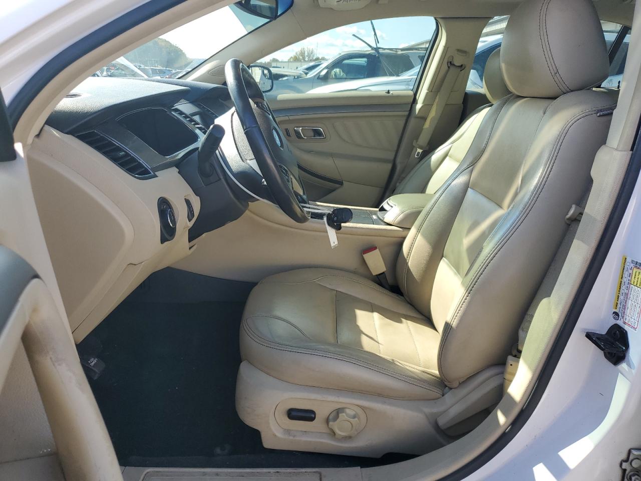 2013 Ford Taurus Sel VIN: 1FAHP2E87DG155592 Lot: 85412025