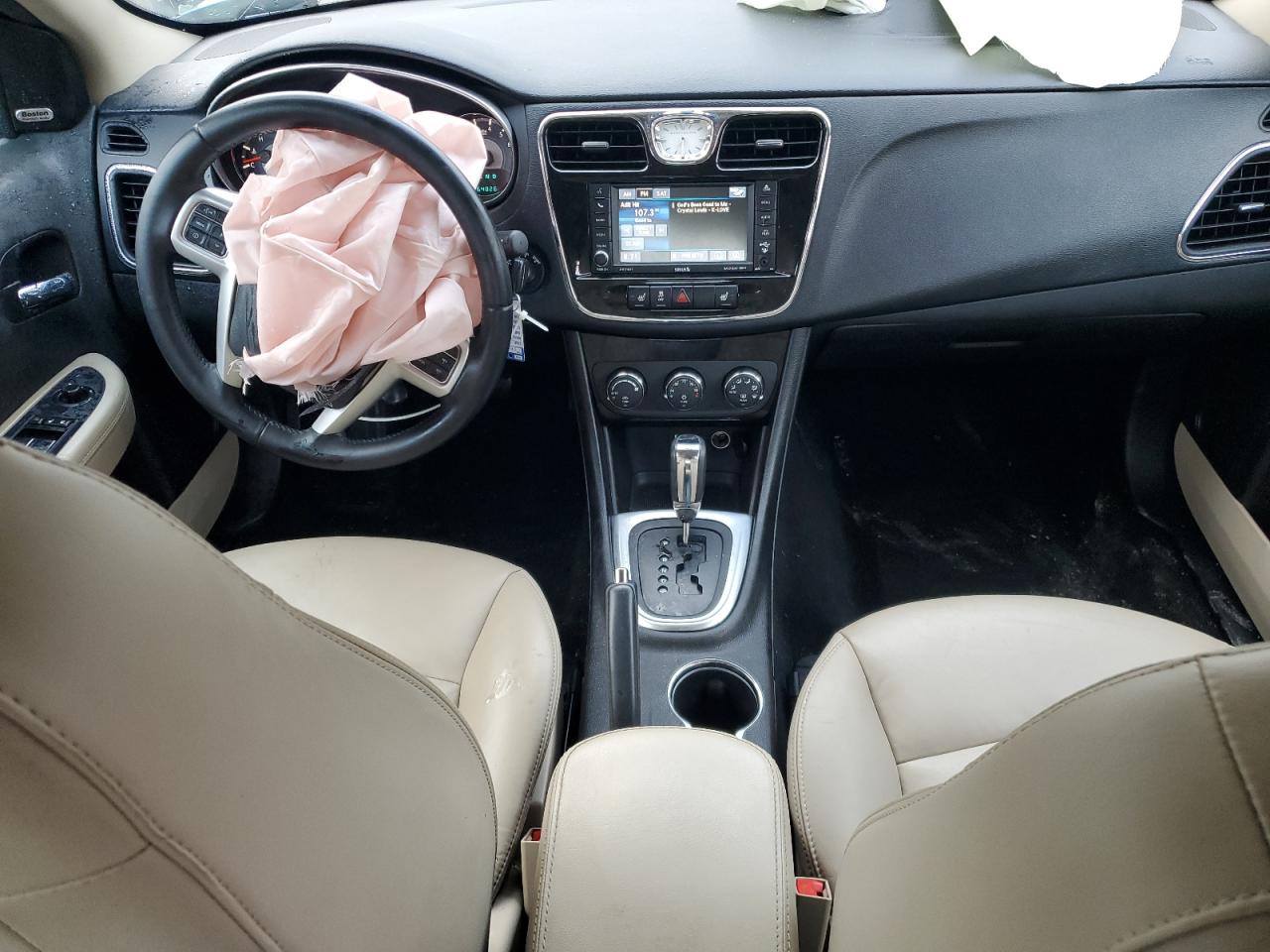 2014 Chrysler 200 Limited VIN: 1C3CCBCG0EN192043 Lot: 89518295