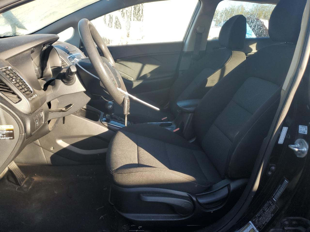 2017 Kia Forte Lx VIN: KNAFK5A83H5719261 Lot: 86159175