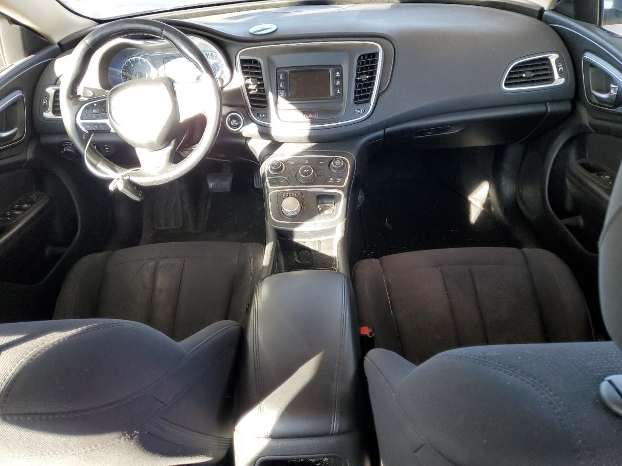 2015 Chrysler 200 Limited VIN: 1C3CCCAB6FN532214 Lot: 89719615