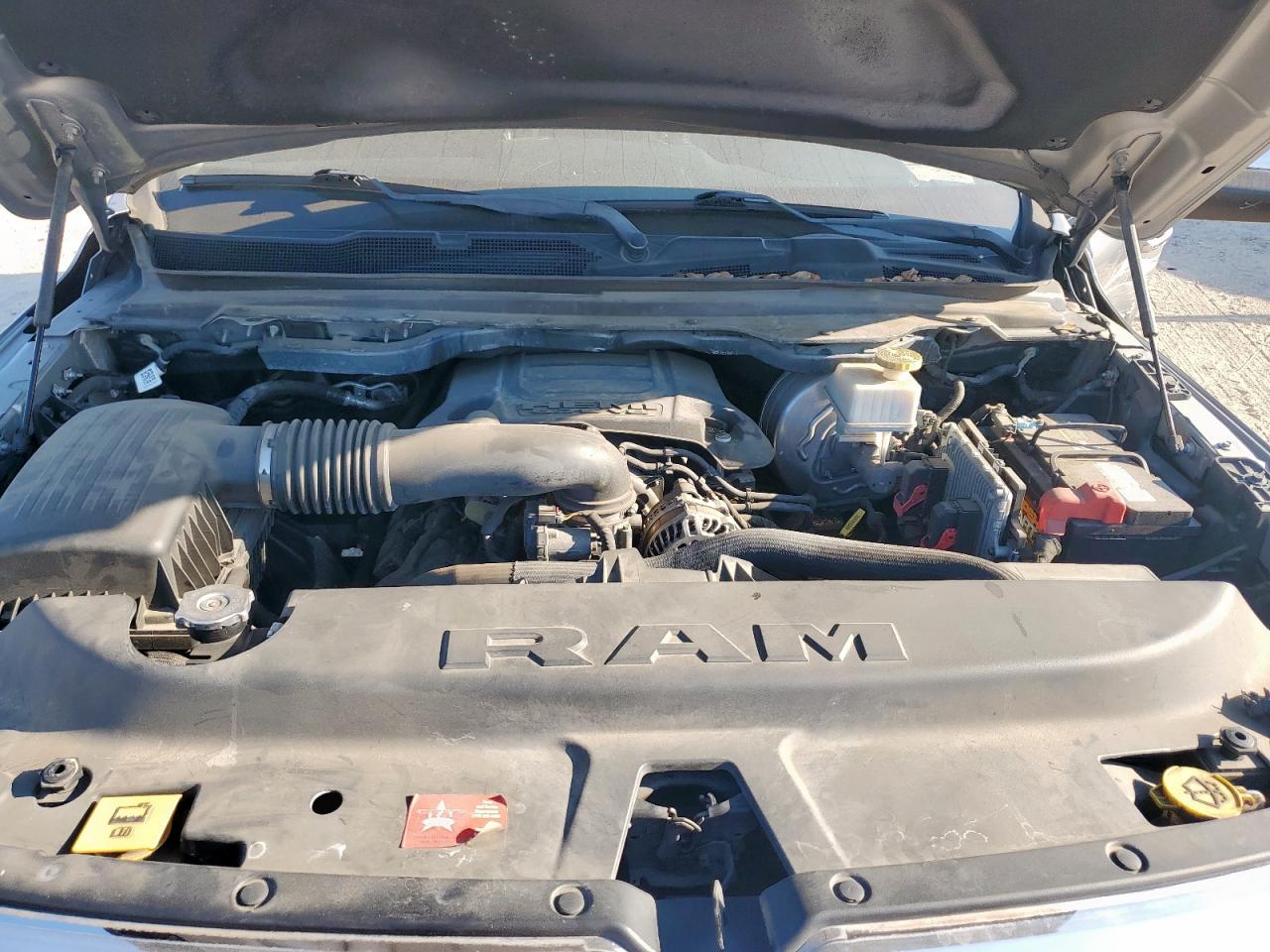 2019 Ram 1500 Laramie VIN: 1C6RREJT6KN613689 Lot: 84820645