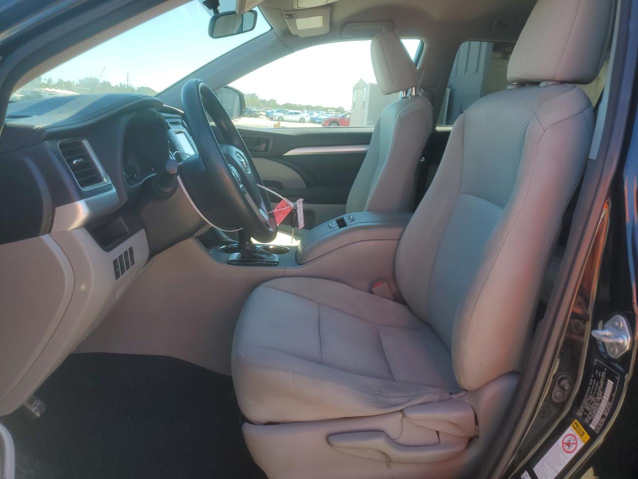 2016 Toyota Highlander Le VIN: 5TDZARFH4GS019440 Lot: 85383875