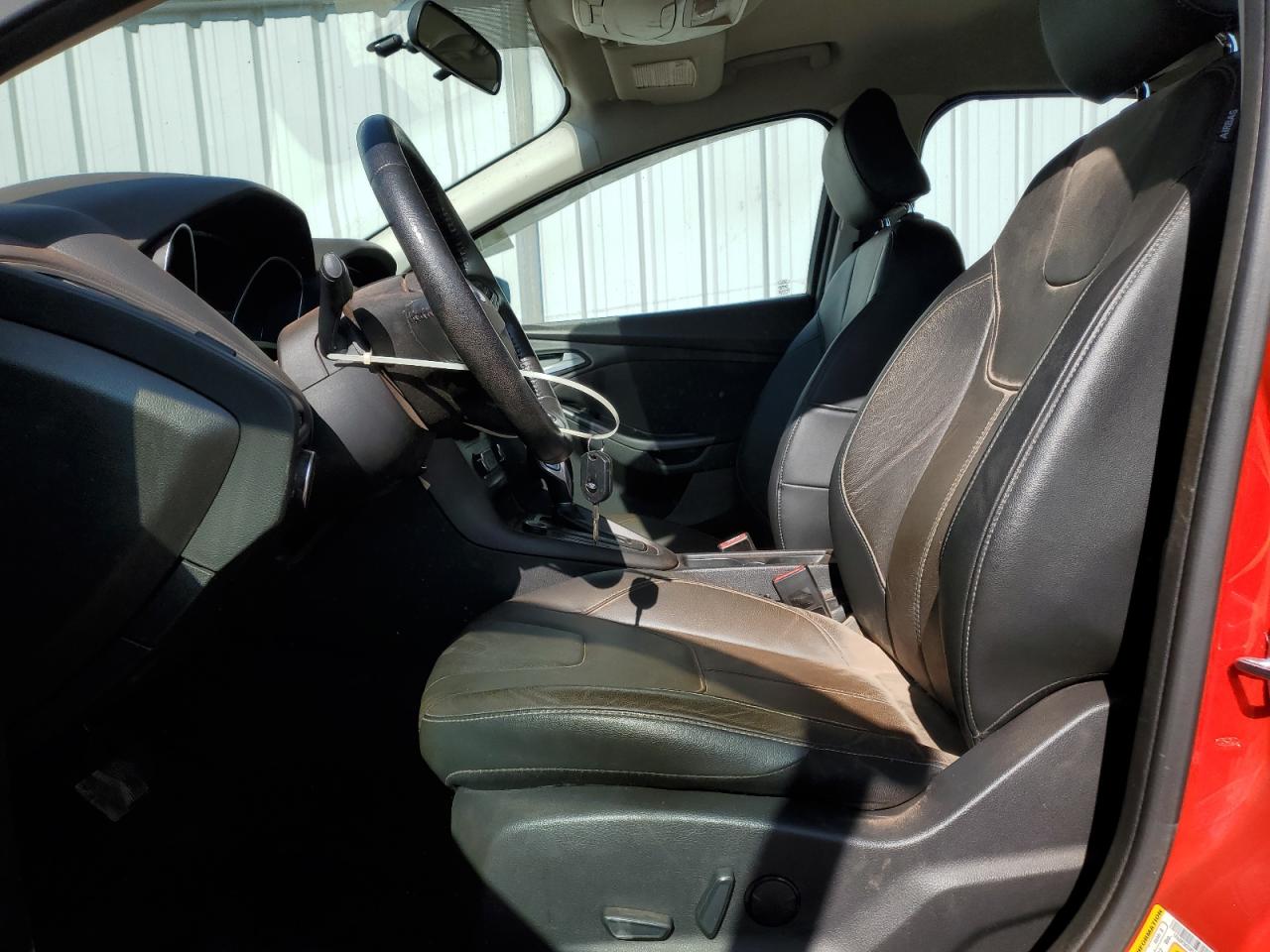 2015 Ford Focus Se VIN: 1FADP3K20FL361755 Lot: 81971605