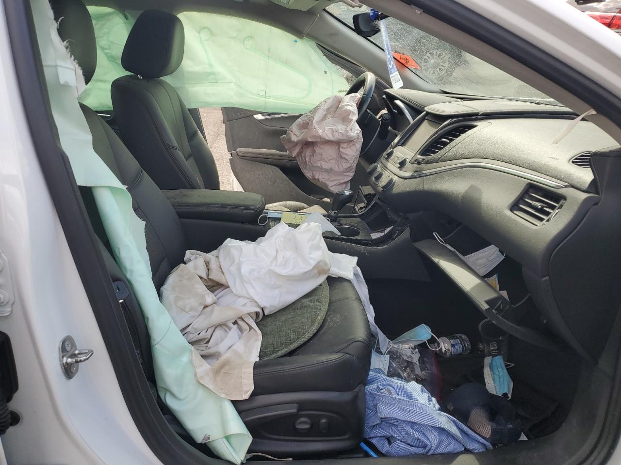 2018 Chevrolet Impala Lt VIN: 2G1105S33J9110825 Lot: 92209055