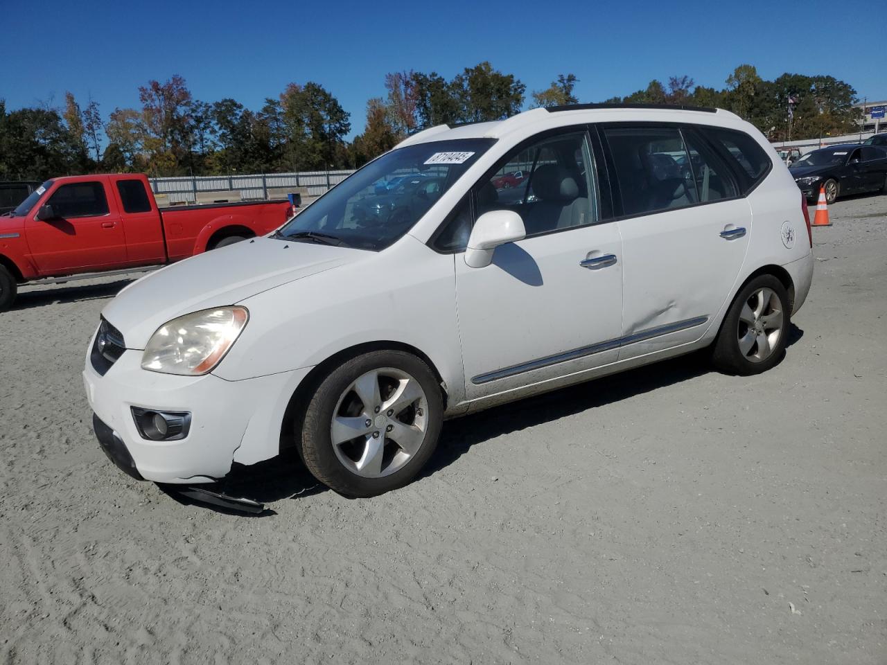 2007 Kia Rondo Base