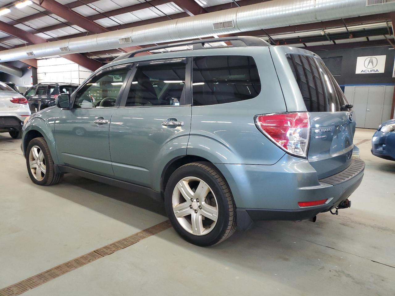 JF2SH6CC5AH732980 SUBARU FORESTER 2010 TEAL Photo 2