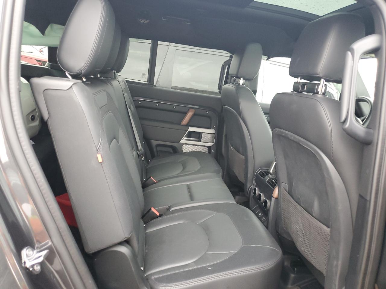 2024 Land Rover Defender 130 X-Dynamic Se VIN: SALE2FEU2R2315083 Lot: 85363605