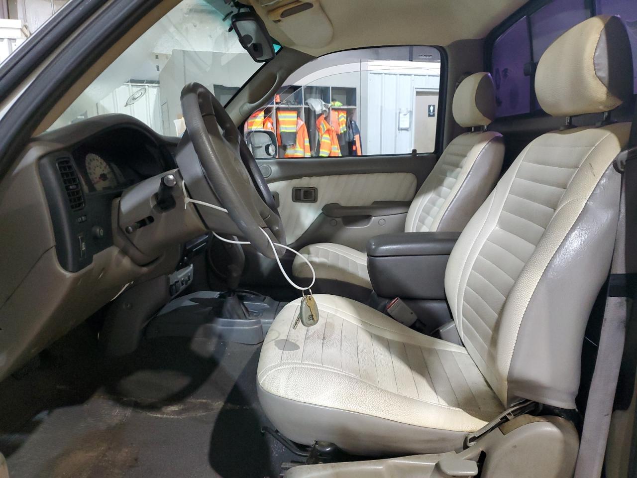 2001 Toyota Tacoma VIN: 5TEPM62N81Z770558 Lot: 82419235