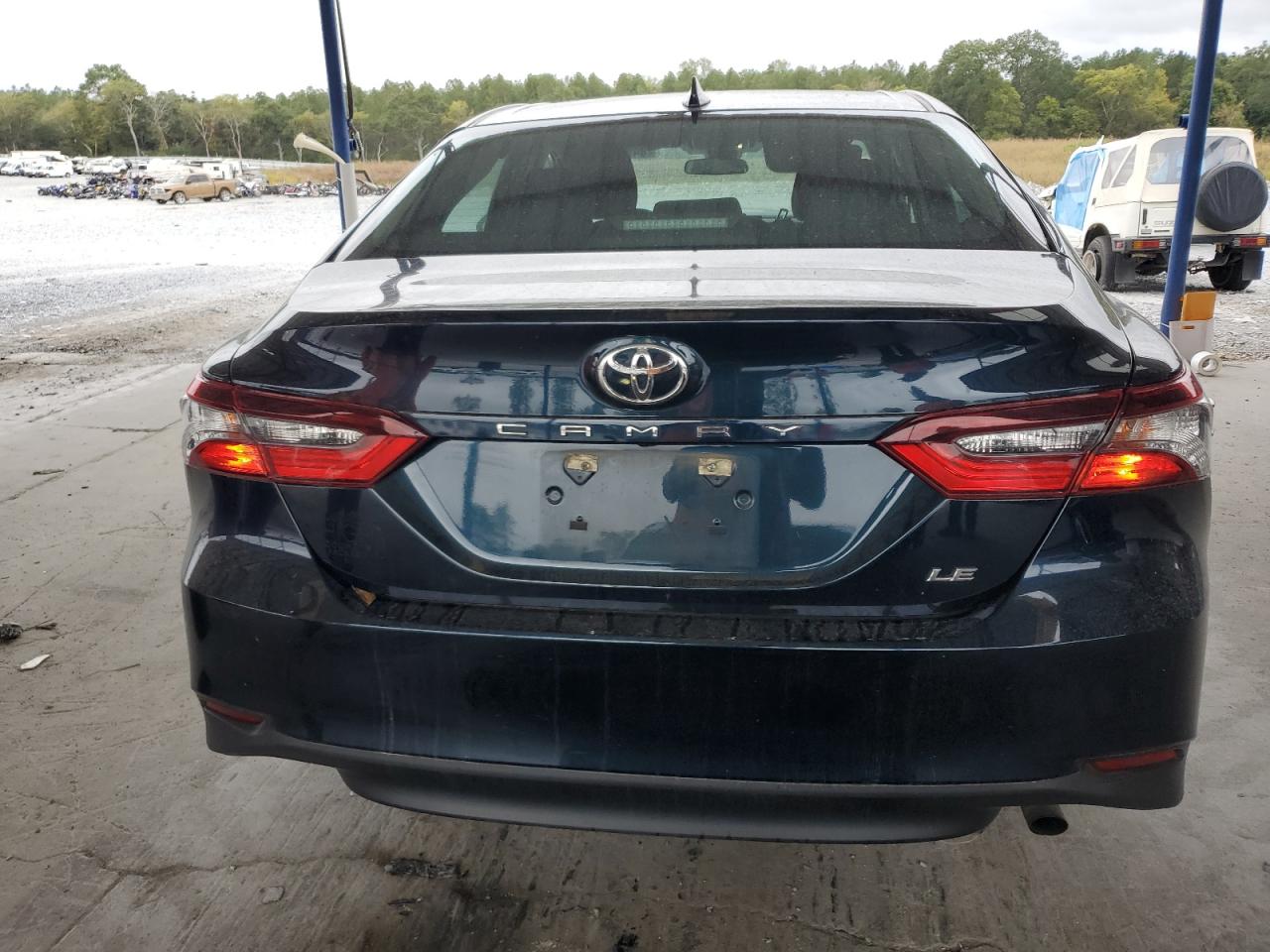 2021 Toyota Camry Le VIN: 4T1C11AK8MU581838 Lot: 84939085