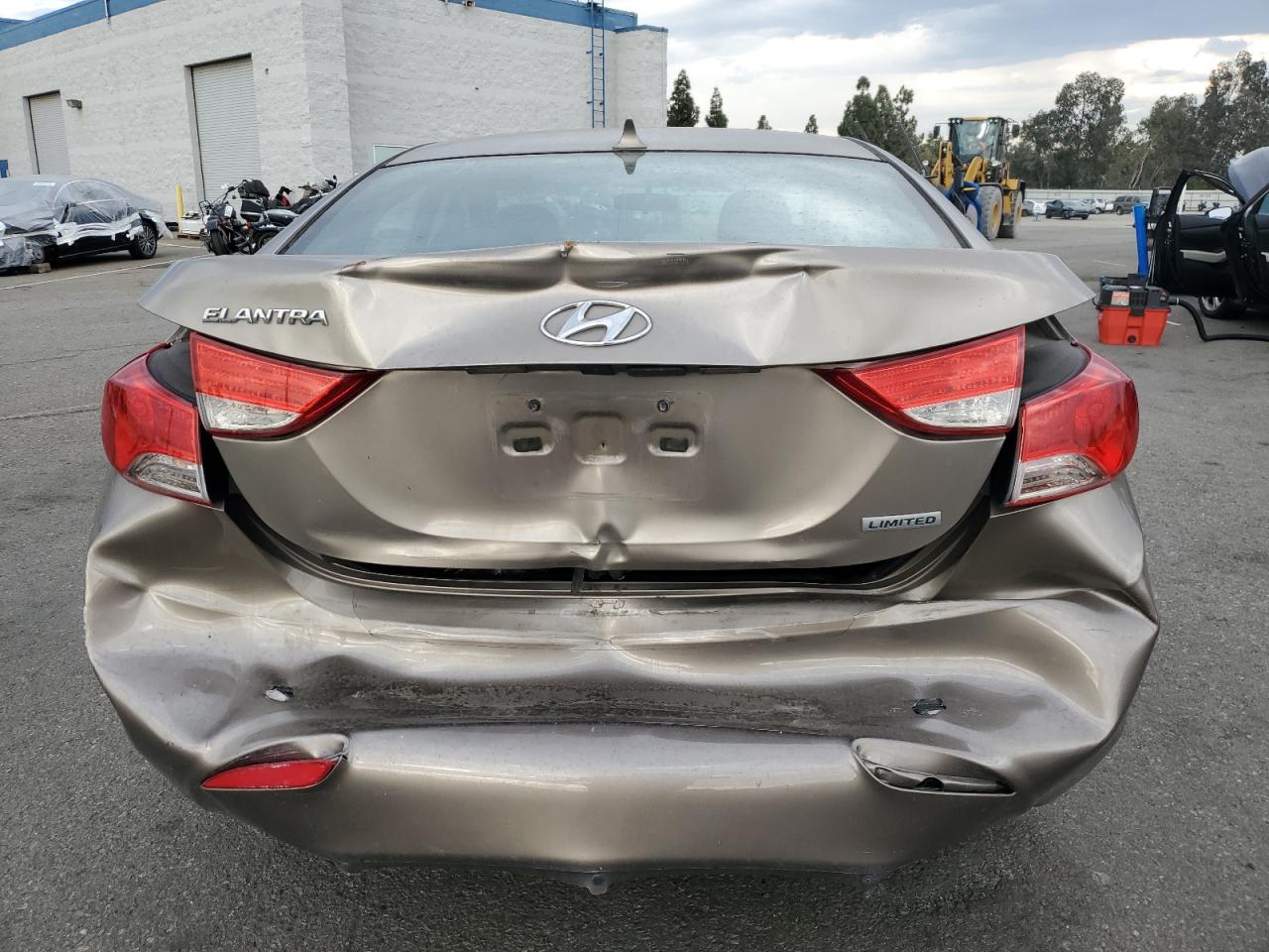 2013 Hyundai Elantra Gls VIN: 5NPDH4AE1DH434061 Lot: 80148915
