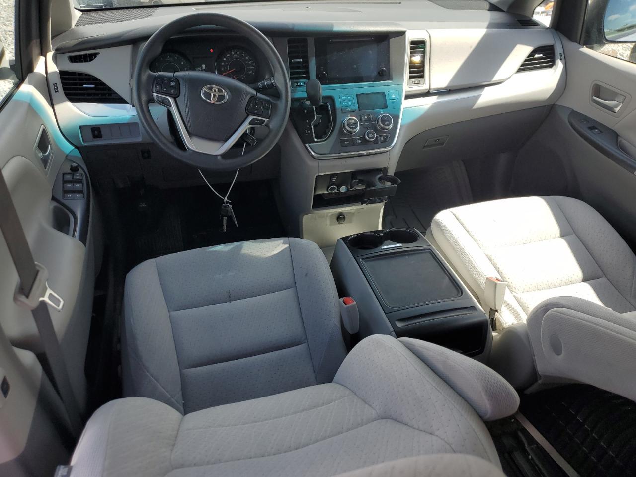 2016 Toyota Sienna Le VIN: 5TDKK3DCXGS753633 Lot: 85303675