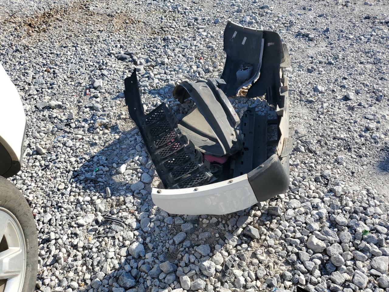 2013 Jeep Compass VIN: 1C4NJCBA8DD130309 Lot: 82187025