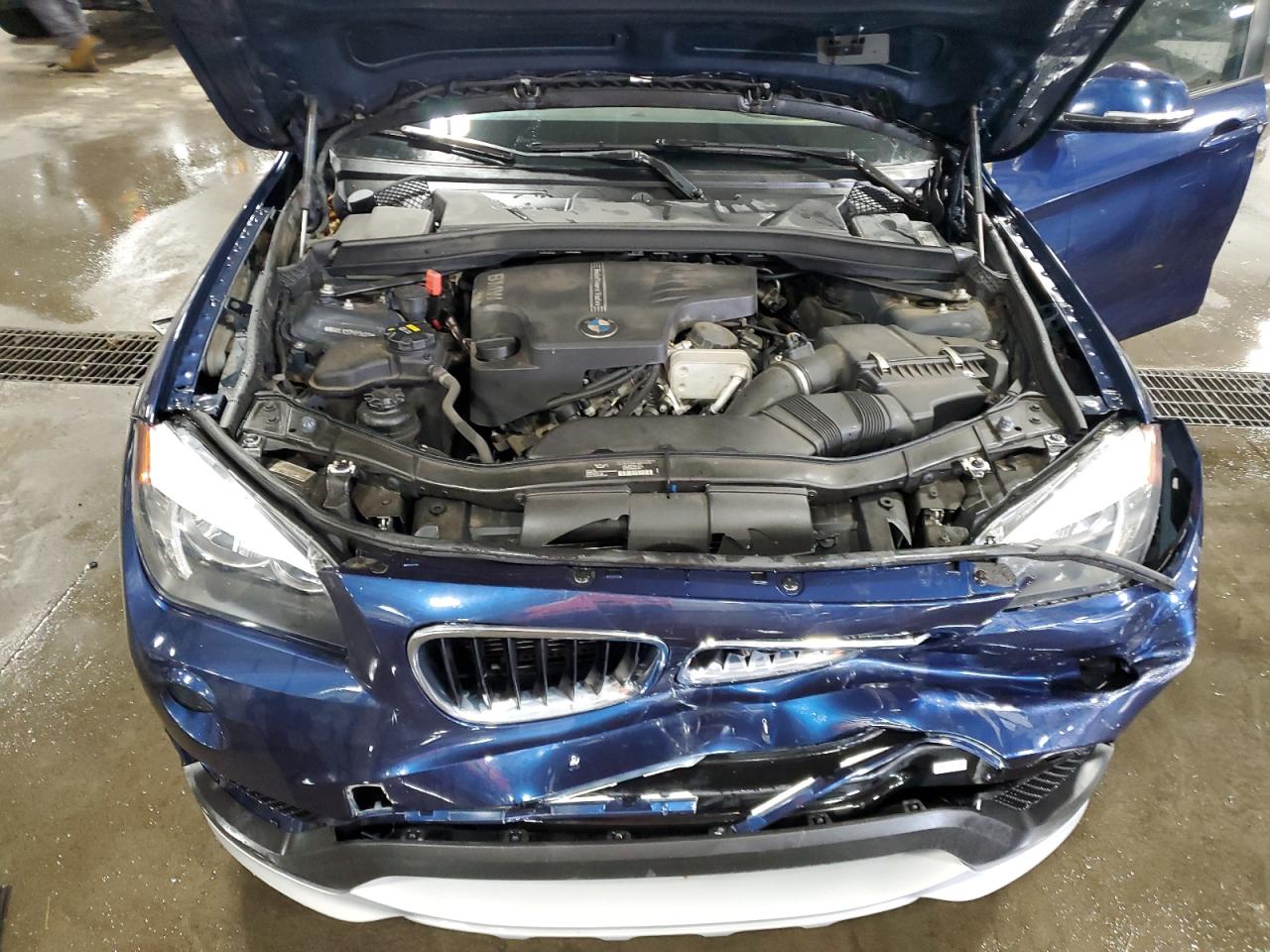 2015 BMW X1 xDrive28I VIN: WBAVL1C57FVY34012 Lot: 84575225