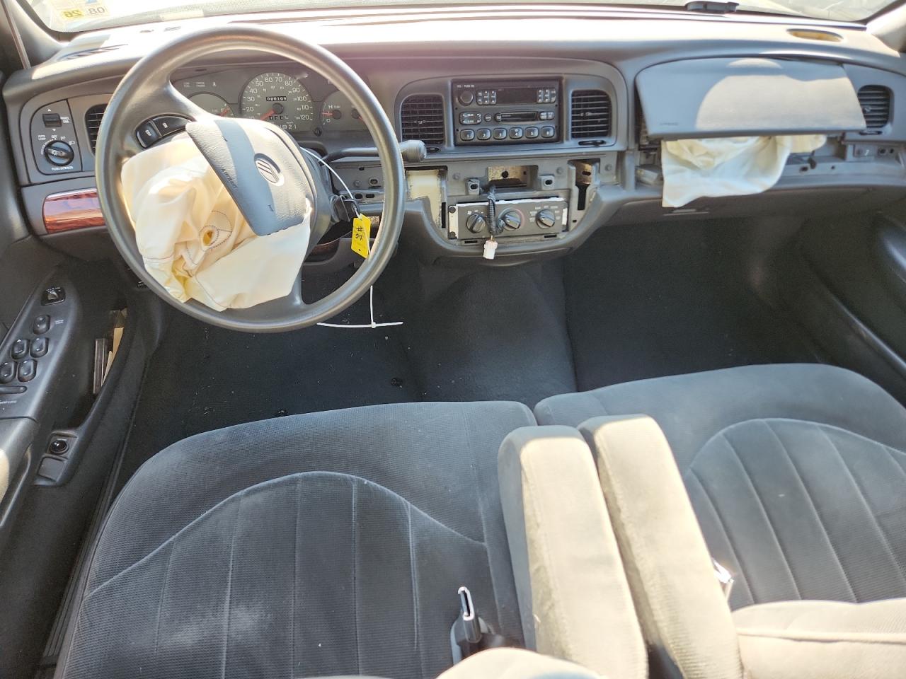 2000 Mercury Grand Marquis Gs VIN: 2MEFM74W2YX707926 Lot: 82245425