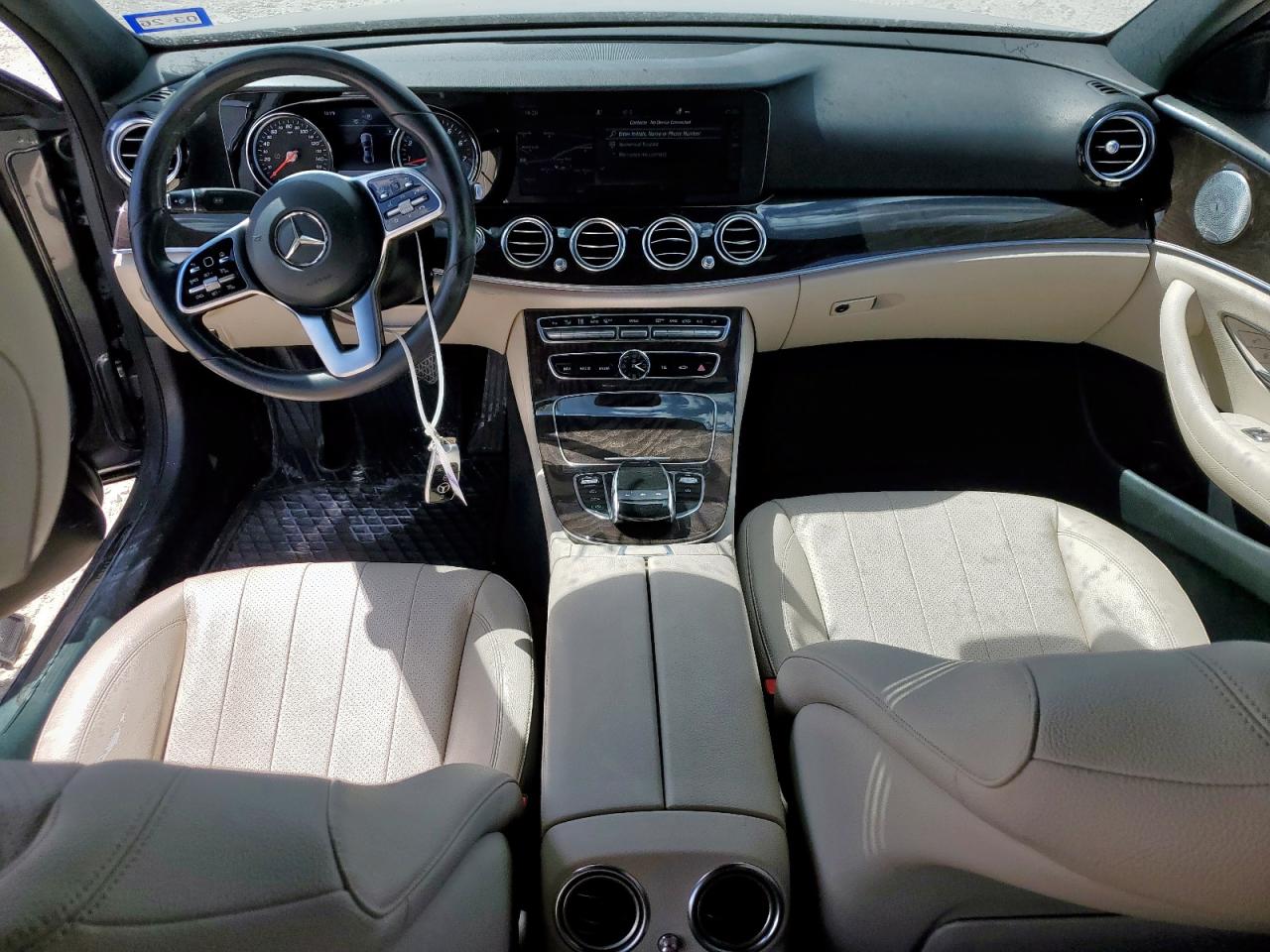 2019 Mercedes-Benz E 300 VIN: WDDZF4JB6KA556247 Lot: 85365755