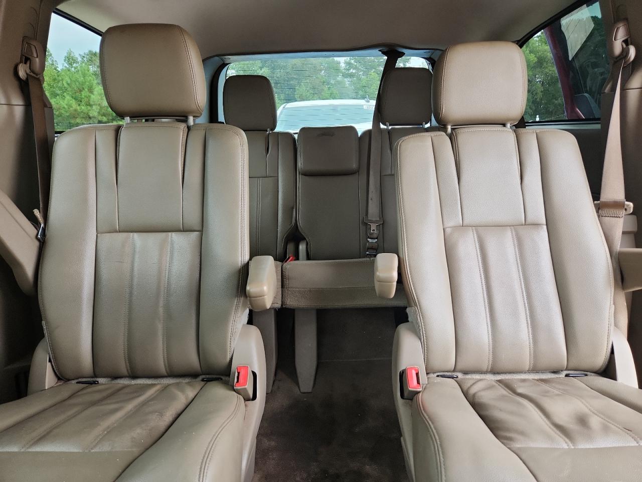 2016 Chrysler Town & Country Touring VIN: 2C4RC1BG9GR300540 Lot: 85601205