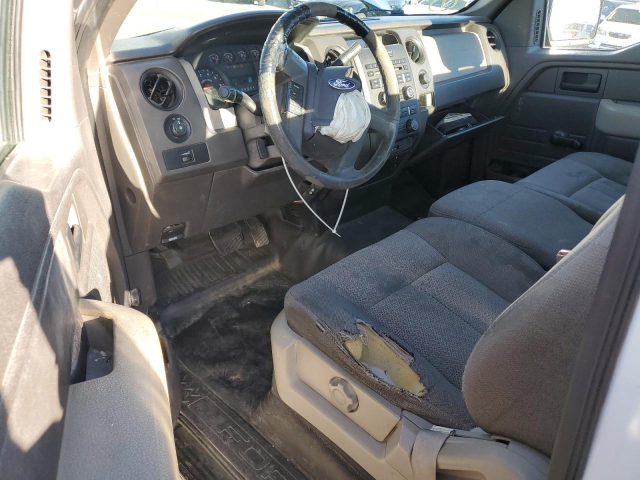 2010 Ford F150 VIN: 1FTMF1CW7AKB99009 Lot: 81612665