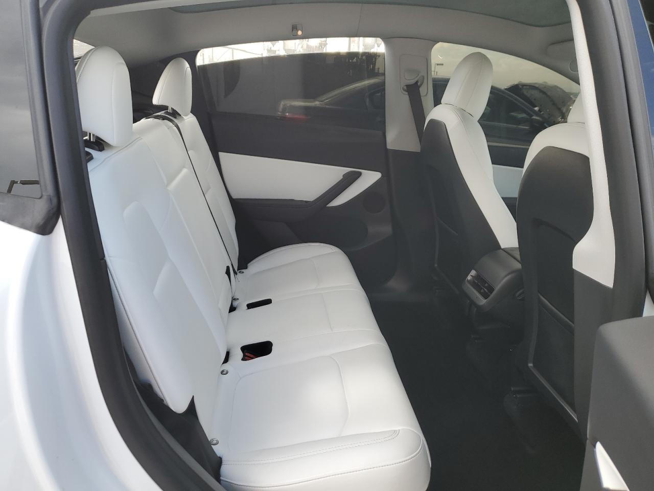 2022 Tesla Model Y VIN: 7SAYGDEF4NF407656 Lot: 87404485