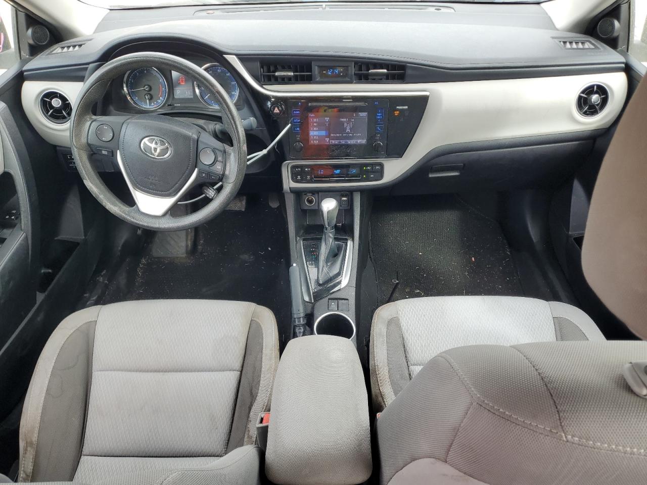 2017 Toyota Corolla L VIN: 5YFBURHE6HP697032 Lot: 85189975