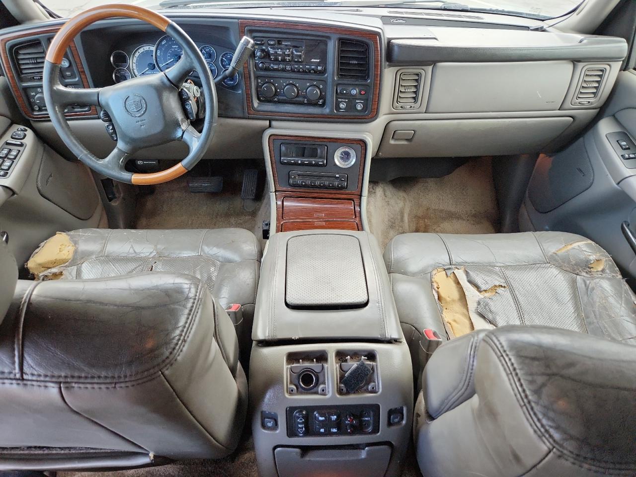 2002 Cadillac Escalade Luxury VIN: 1GYEK63N02R166148 Lot: 90056235