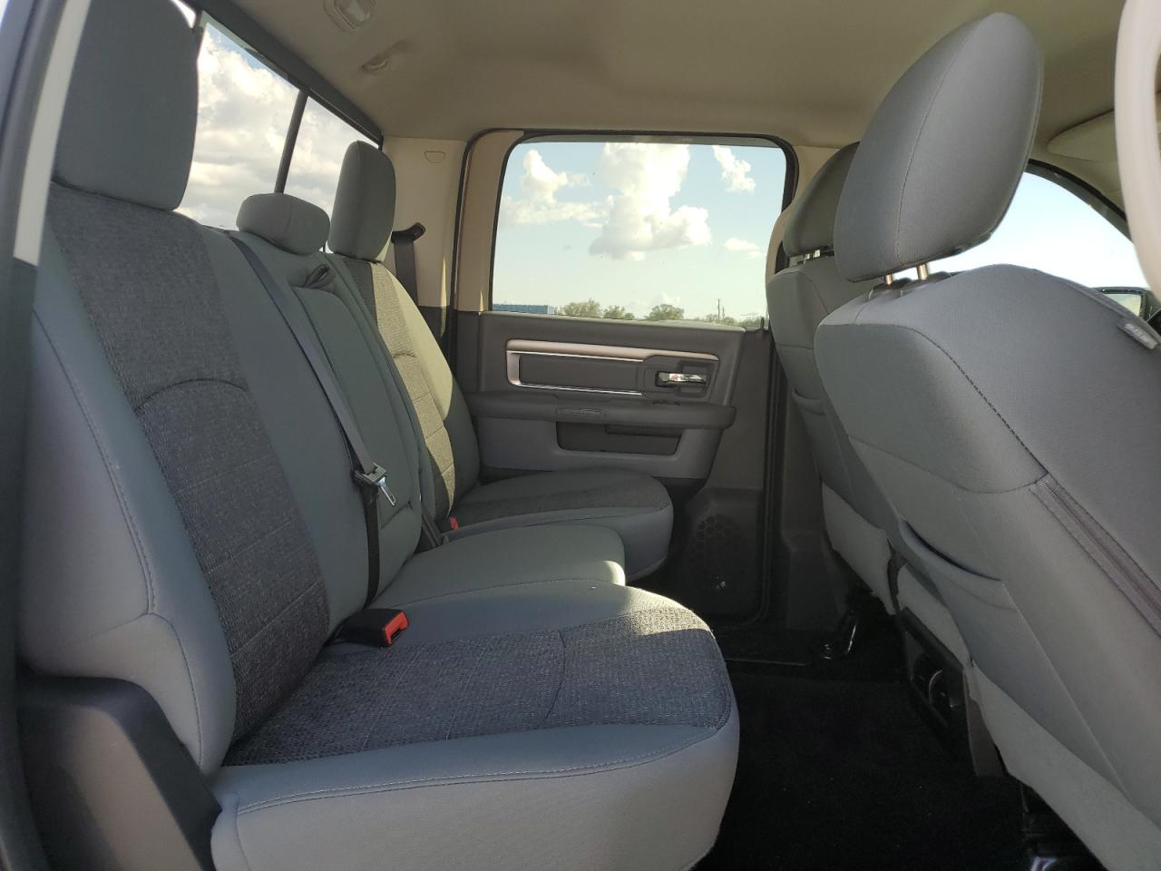 2016 Ram 1500 Slt VIN: 3C6RR7LT2GG377132 Lot: 87012935