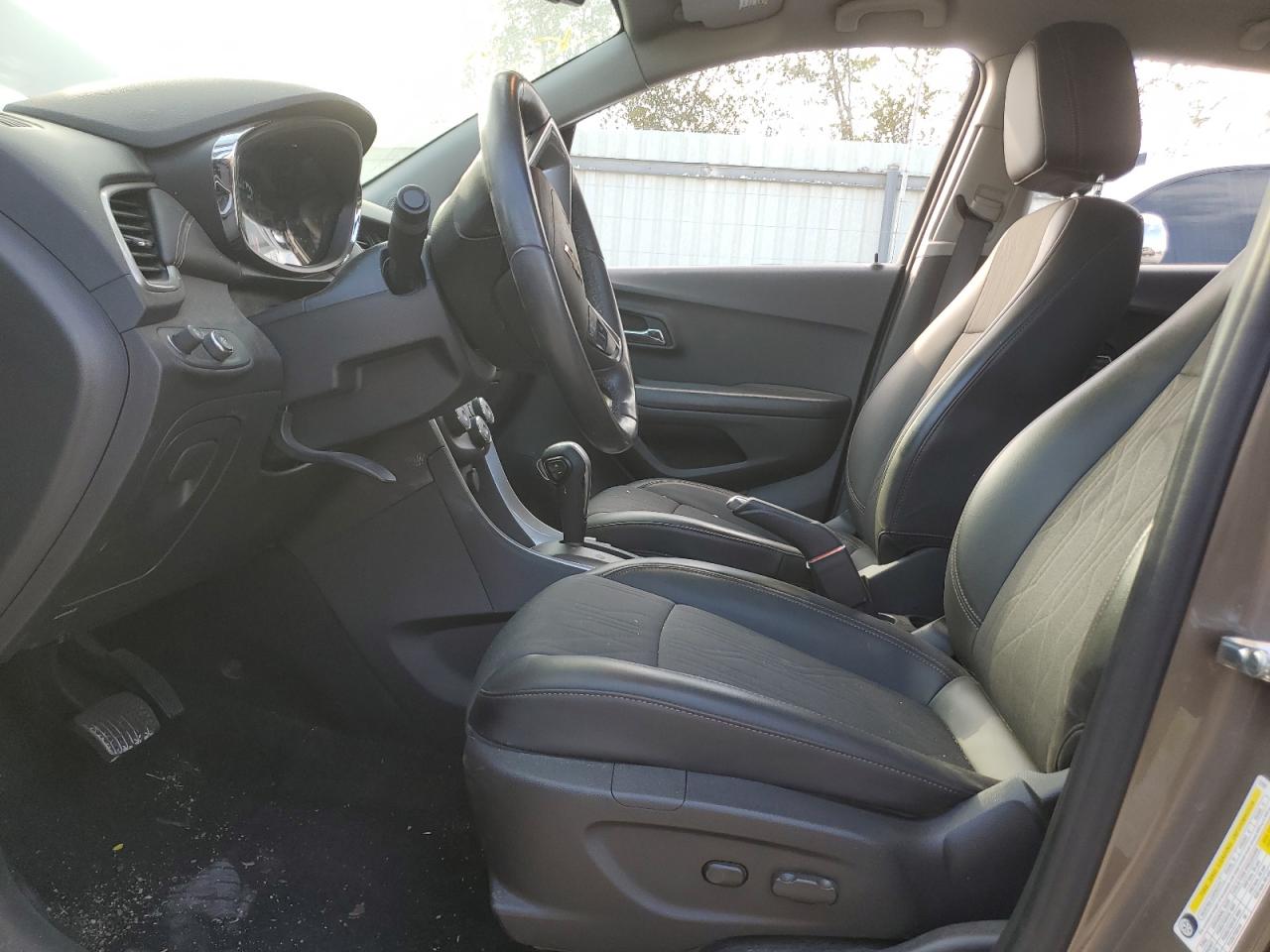 2022 Chevrolet Trax 1Lt VIN: KL7CJPSM3NB525937 Lot: 86879495