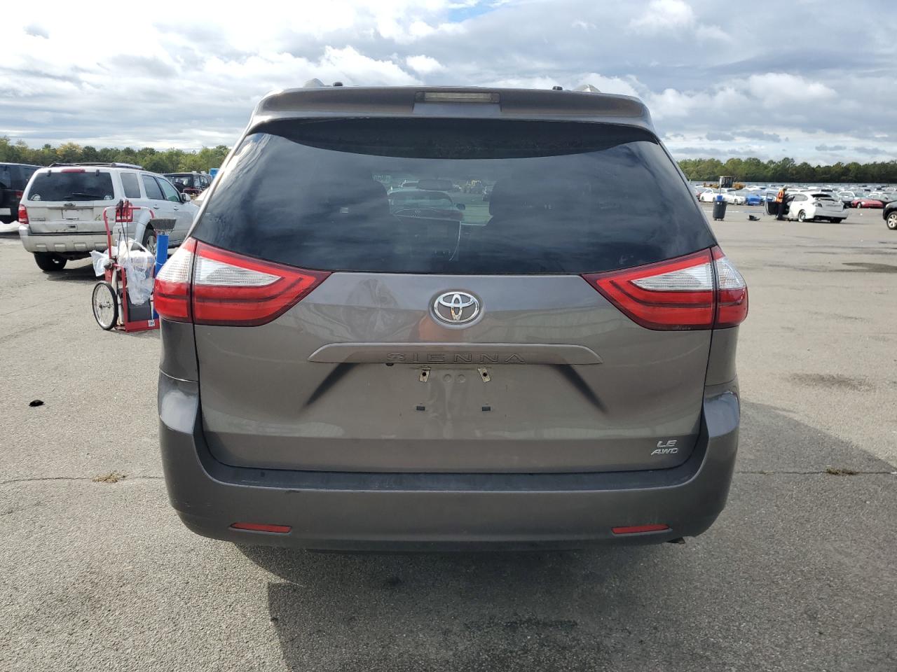 2016 Toyota Sienna Le VIN: 5TDJK3DC1GS144667 Lot: 85857175