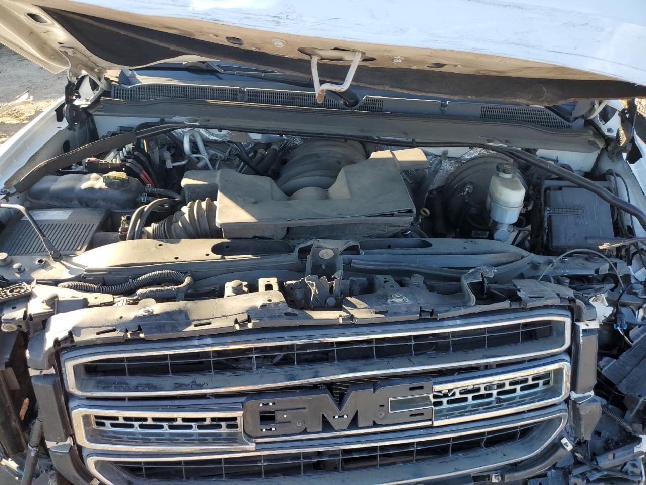 2017 GMC Yukon Xl C1500 Slt VIN: 1GKS1GKC3HR394658 Lot: 87450925