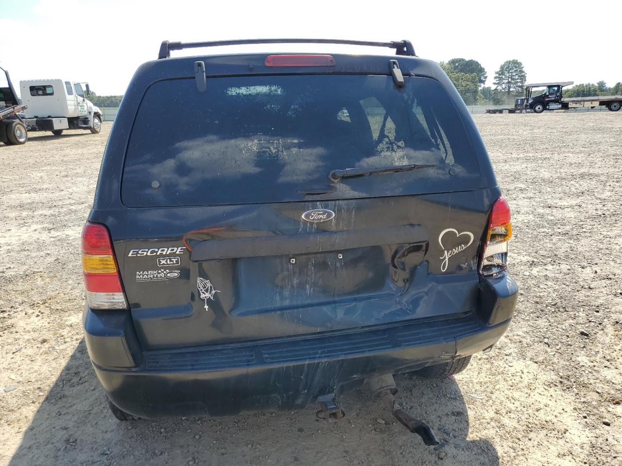 2002 Ford Escape Xlt VIN: 1FMCU04152KE10137 Lot: 84910935