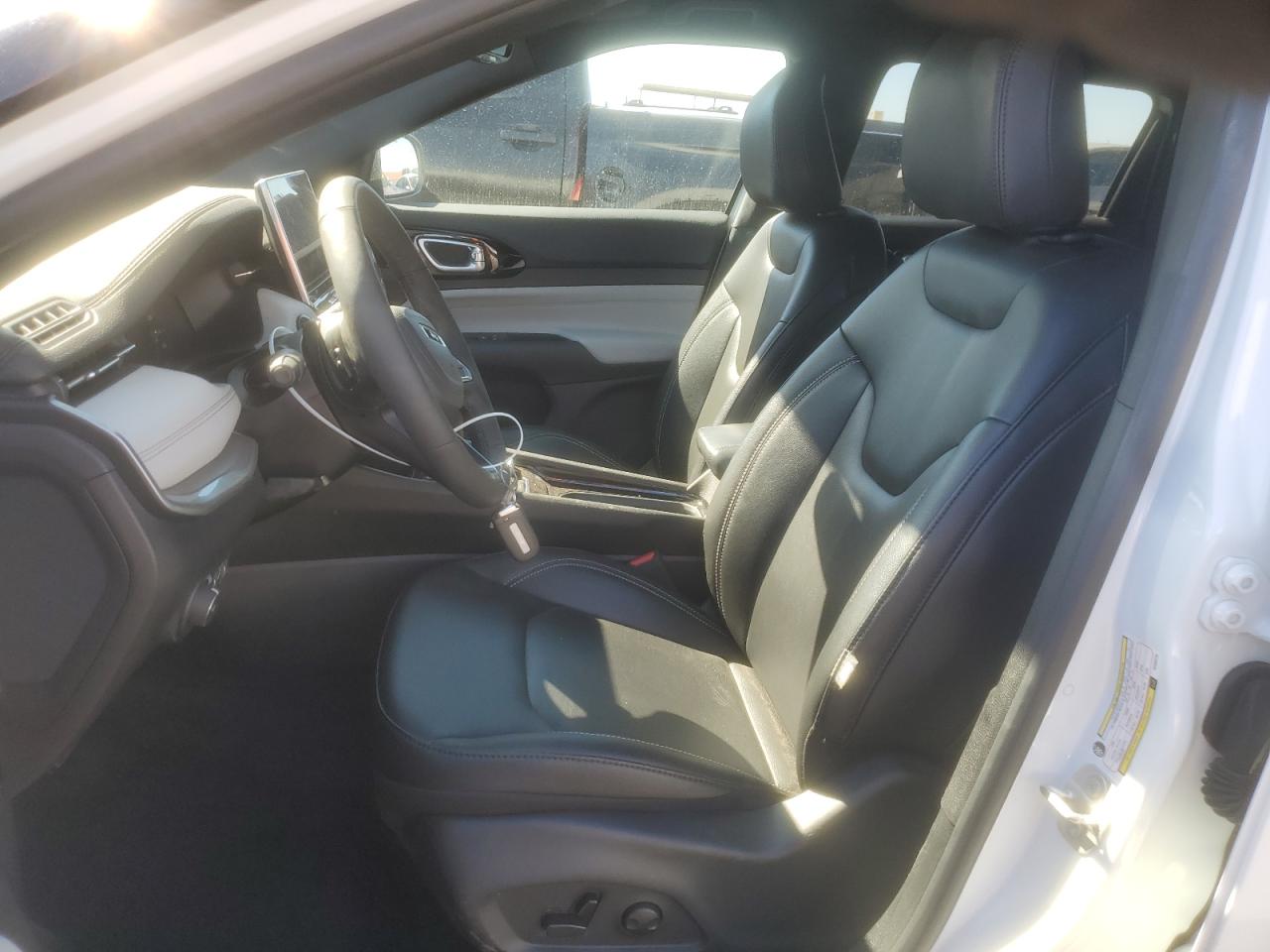 2025 Jeep Compass Limited VIN: 3C4NJDCNXST556713 Lot: 85117275