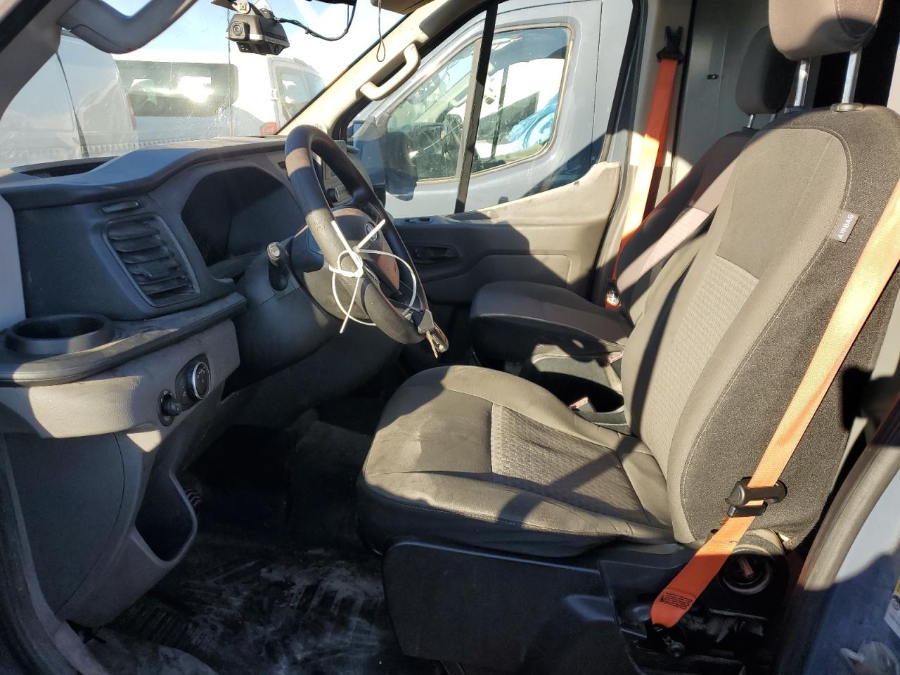 2020 Ford Transit 250 Delivery Van VIN: 1FTBR3X87LKB02044 Lot: 87413925